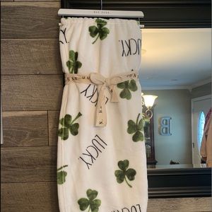 New Rae Dunn “LUCKY” Shamrock Plush Throw
